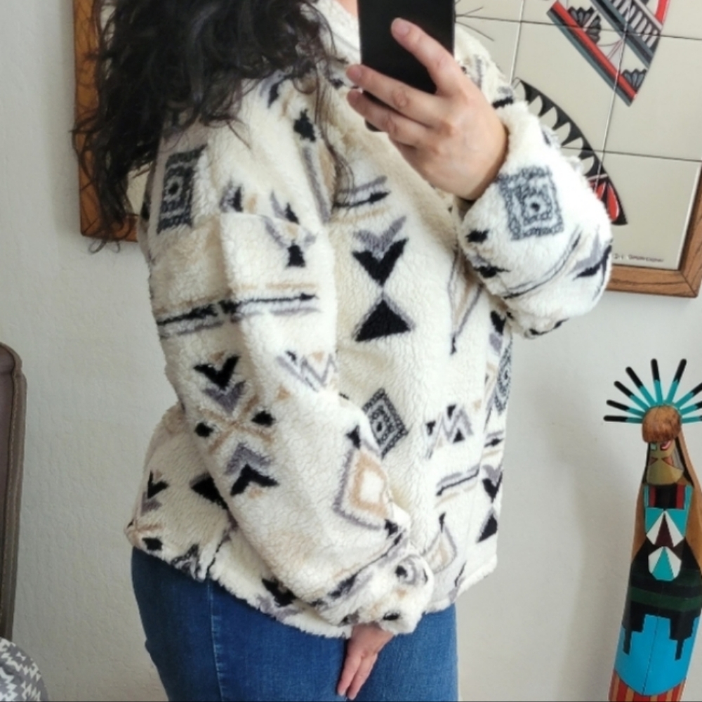 LAST 1 CAMPER Soft Tribal Quarter Zip Pullover - Picture 5 of 15